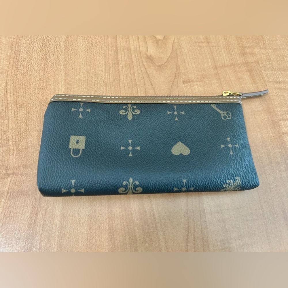 Purse bag clutch make up